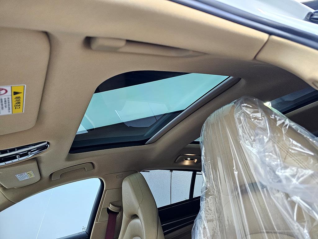 Porsche Panamera - Vista 12