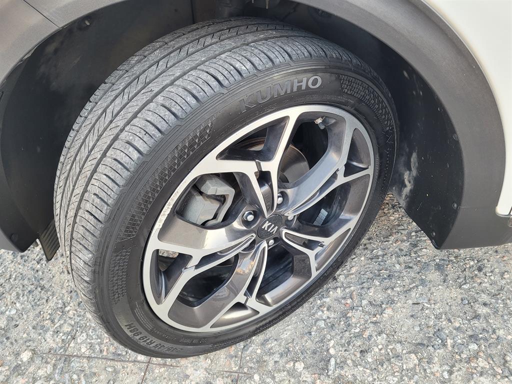 KIA Sportage - Vista 8