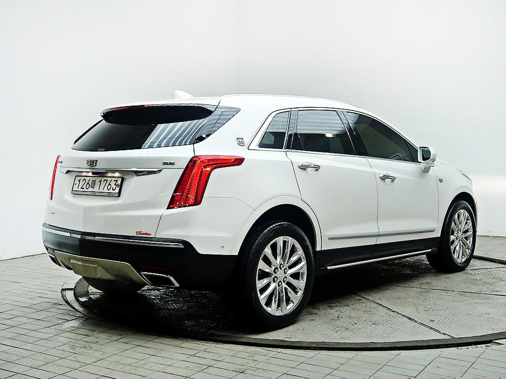Cadillac XT5 - Vista 7