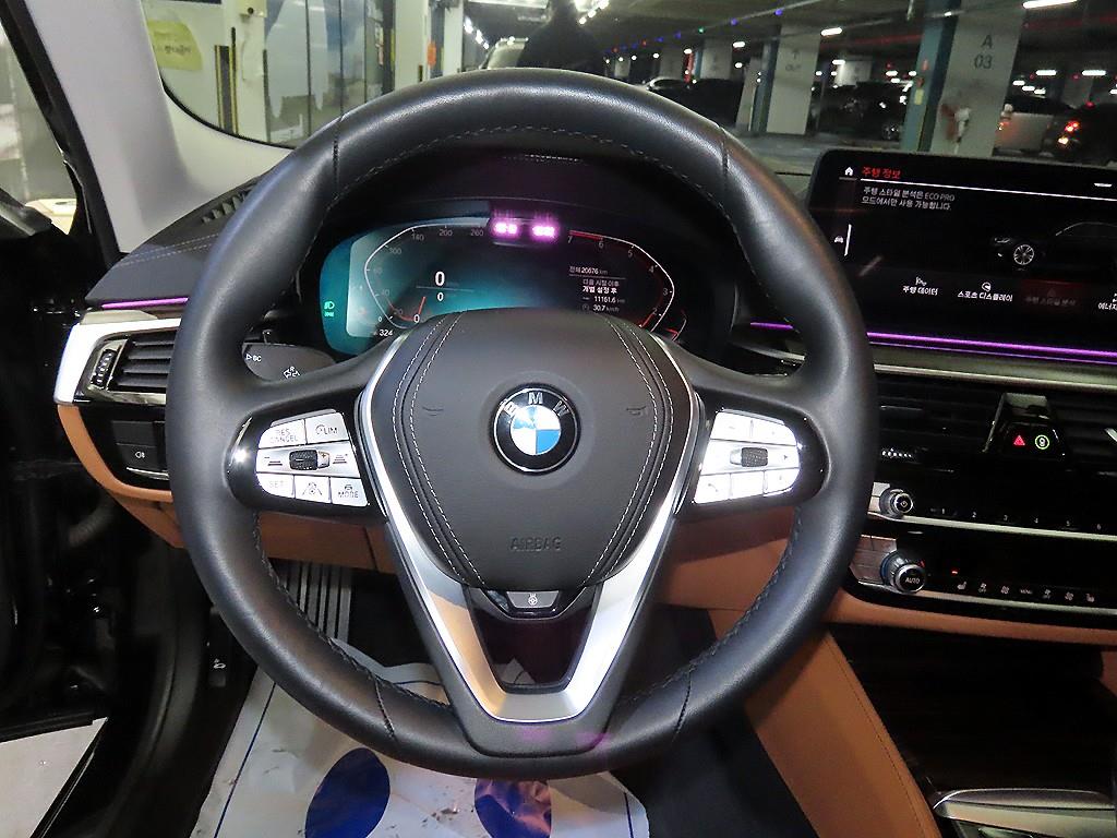 BMW 5 Series - Vista 8