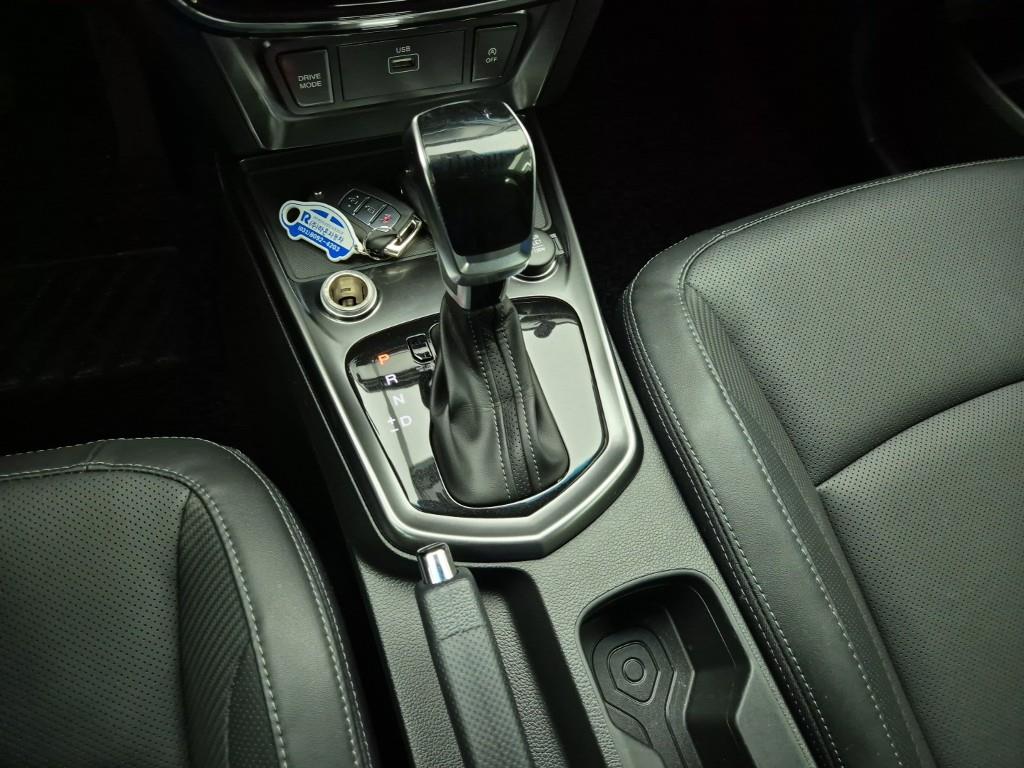 Ssangyong Tivoli - Vista 8