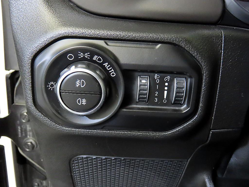 Jeep Wrangler 2018 Gris - Importación desde Corea - HF Imports Iquique - Foto 14