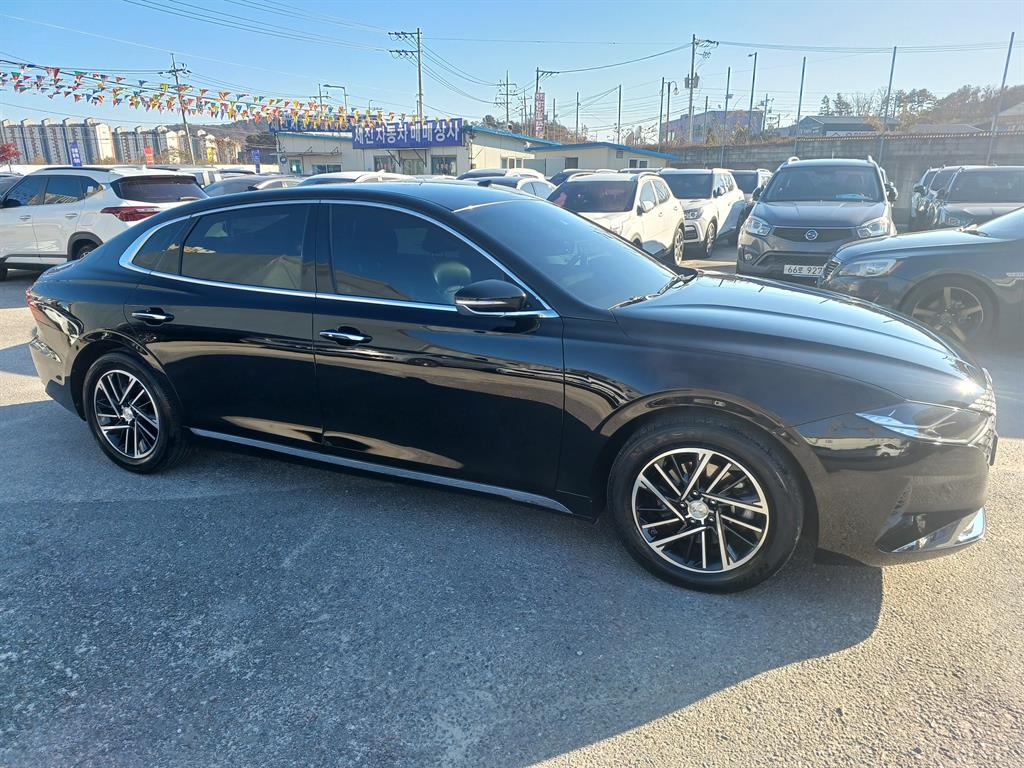 HYUNDAI Grandeur - Vista 4