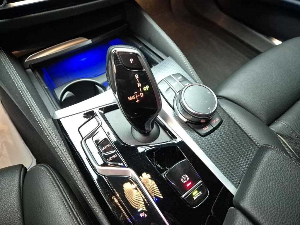 BMW 5 Series - Vista 8