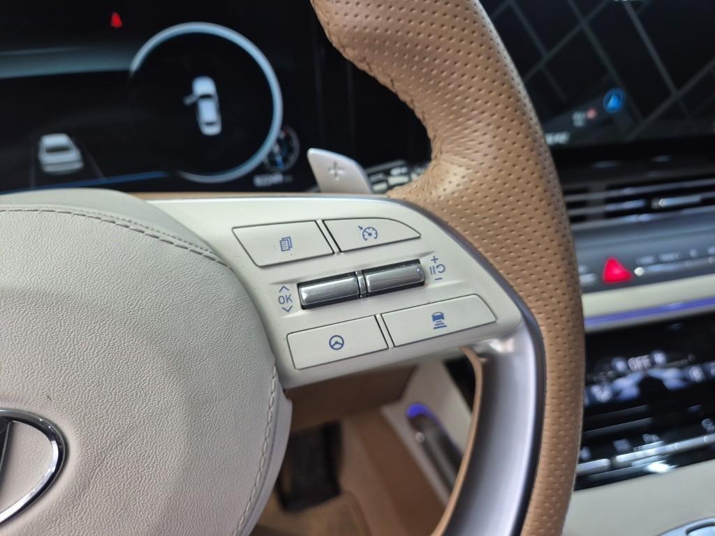 HYUNDAI Grandeur - Vista 10