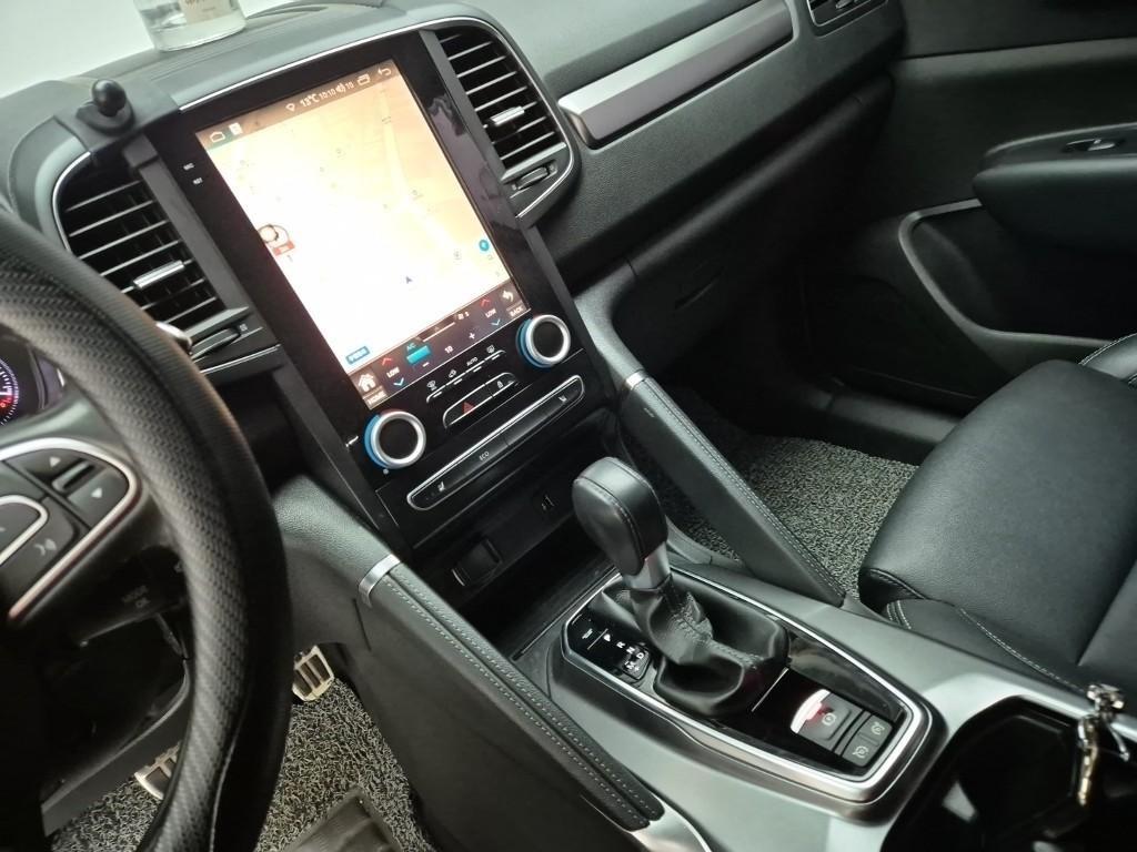 SAMSUNG QM6 - Vista 10