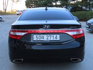 HYUNDAI Grandeur - Vista 8