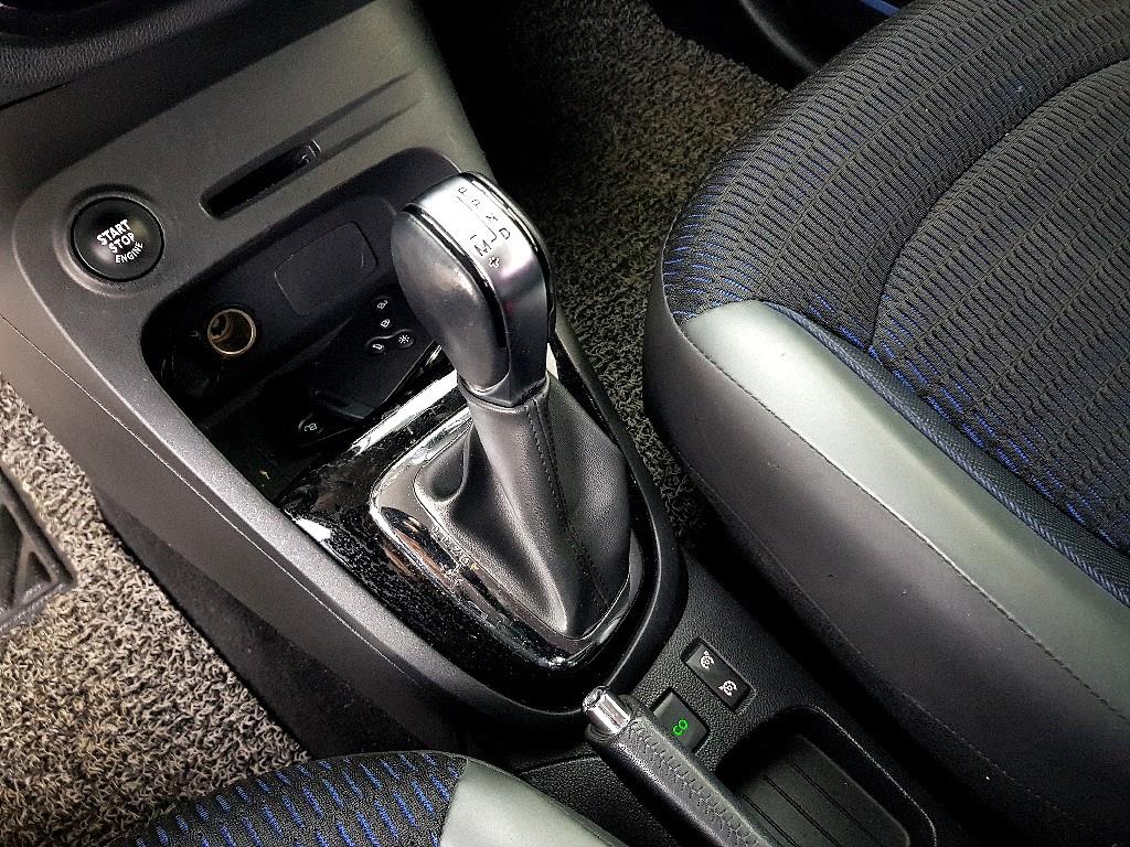 SAMSUNG QM3 2017 Blanco - Importación desde Corea - HF Imports Iquique - Foto 13