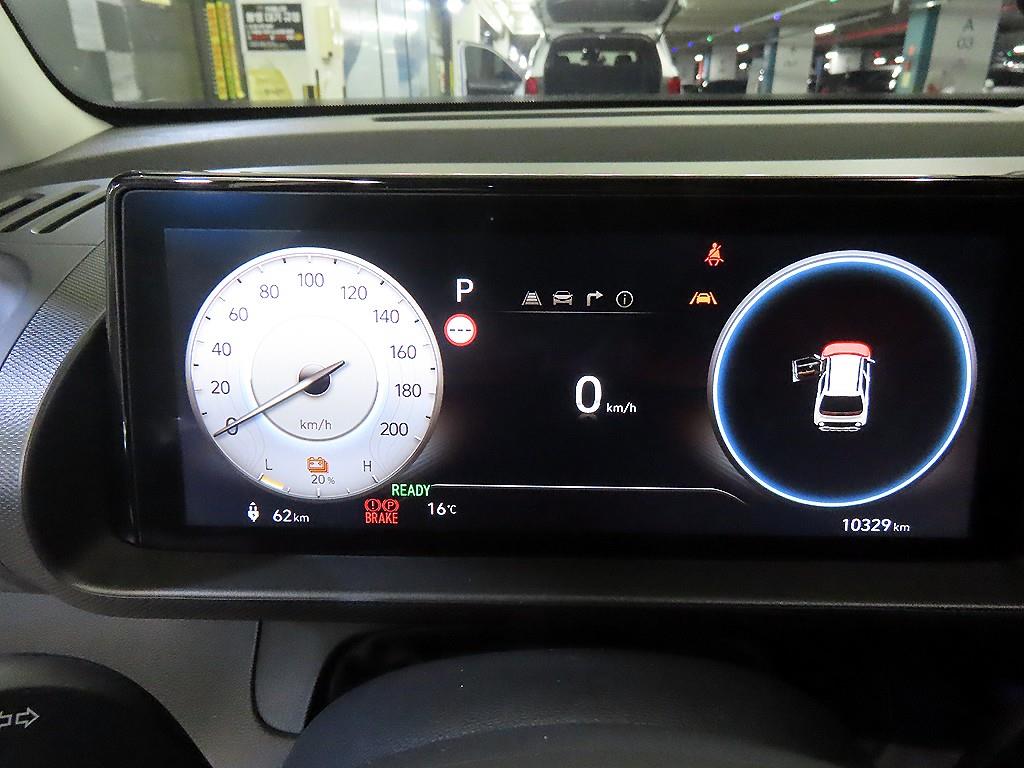 HYUNDAI Casper - Vista 9