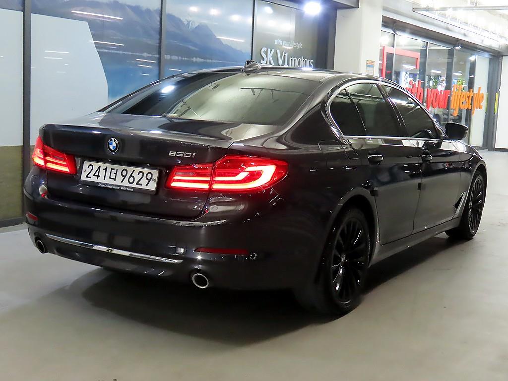 BMW 5 Series - Vista 4