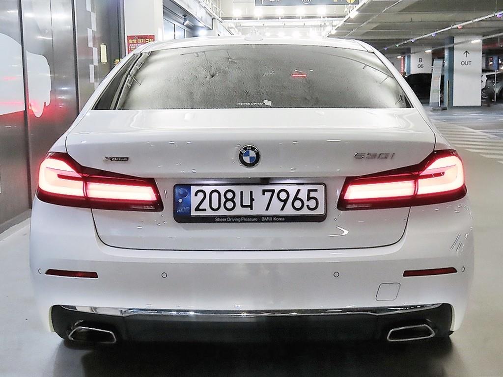 BMW 5 Series - Vista 5