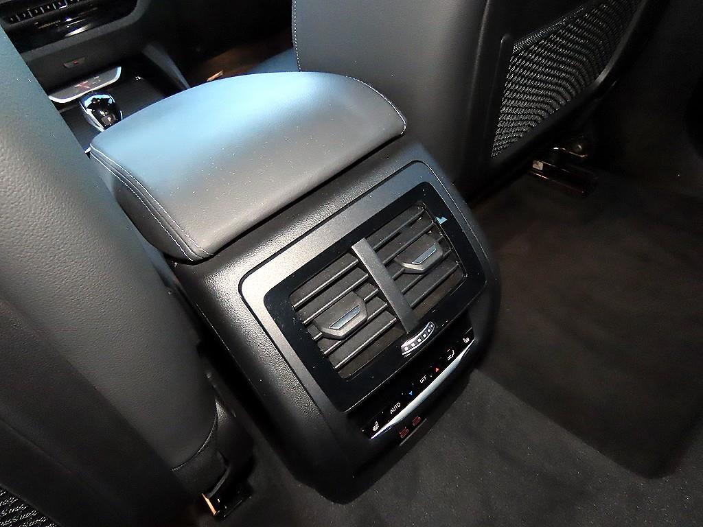 BMW X4 2022 Negro - Importación desde Corea - HF Imports Iquique - Foto 16