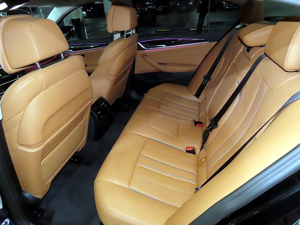 BMW 5 Series - Vista 7