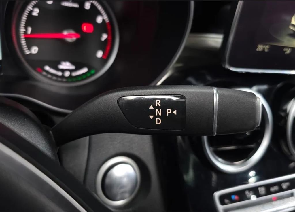 Mercedes Benz GLC Class - Vista 9