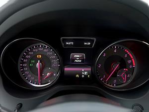 Mercedes Benz GLA Class - Vista 12