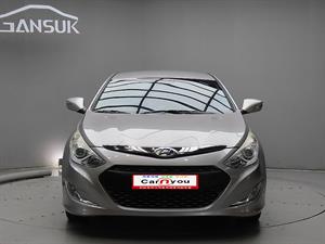 HYUNDAI Sonata - Vista 2