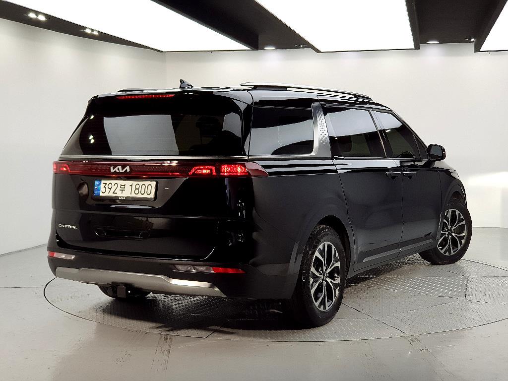 KIA Carnival - Vista 4
