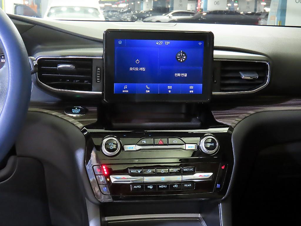 Ford Explorer - Vista 11