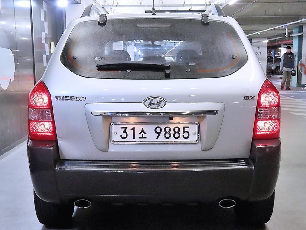 HYUNDAI Tucson - Vista 5