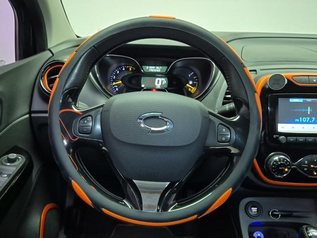 SAMSUNG QM3 - Vista 9