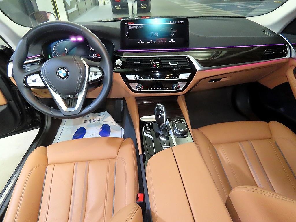 BMW 5 Series - Vista 10