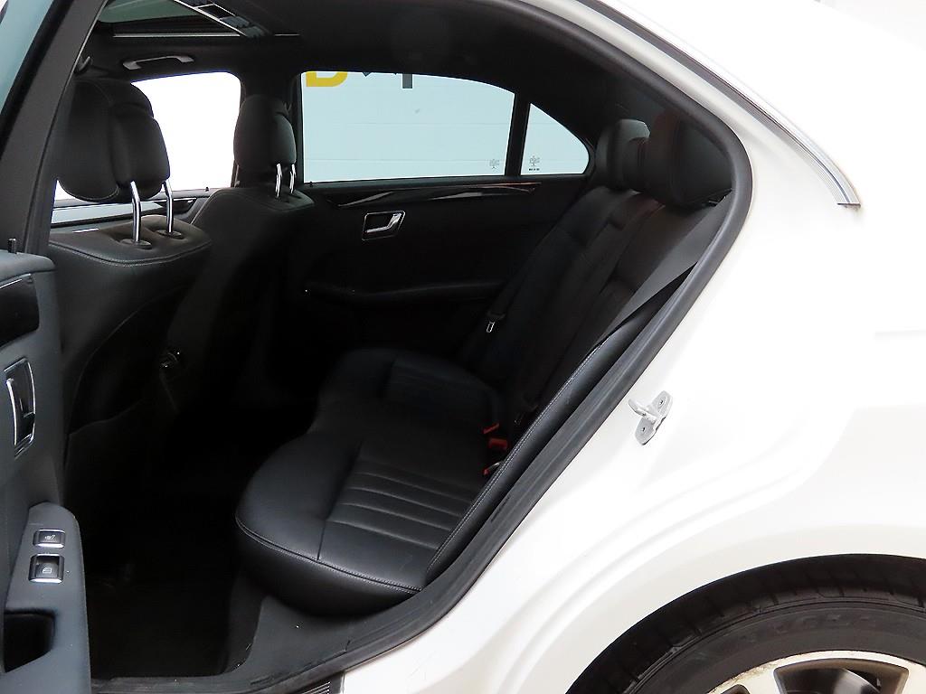 Mercedes Benz E class 2016 Blanco - Importación desde Corea - HF Imports Iquique - Foto 15