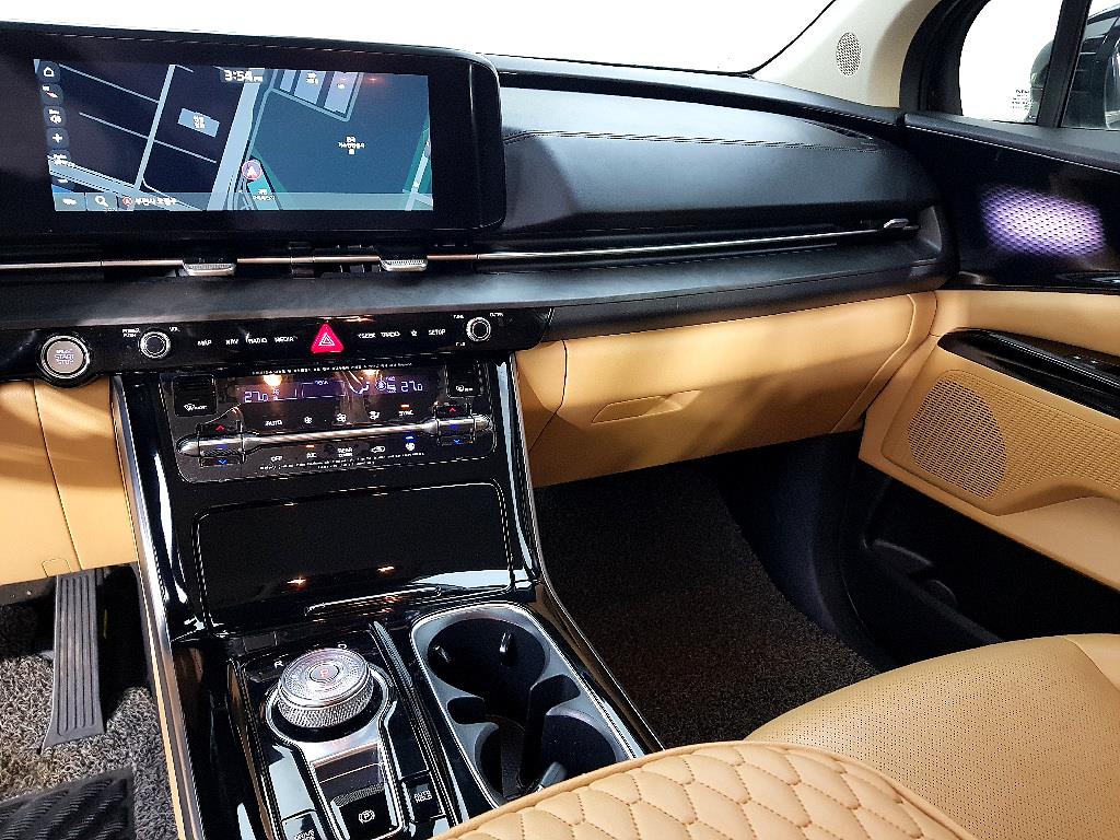 KIA Carnival - Vista 10