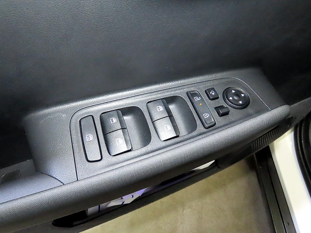 HYUNDAI Casper 2025 Blanco - Importación desde Corea - HF Imports Iquique - Foto 14