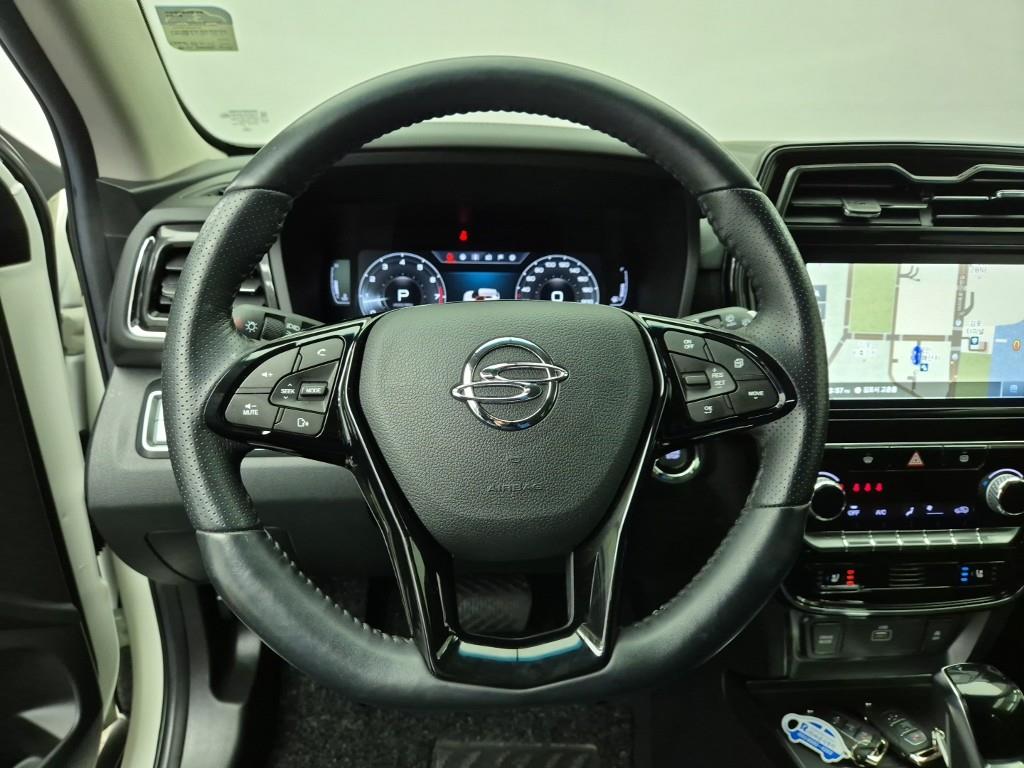 Ssangyong Tivoli - Vista 9