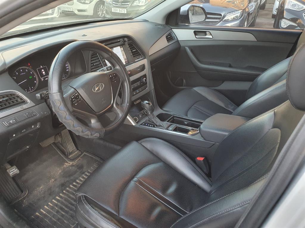 HYUNDAI Sonata - Vista 6