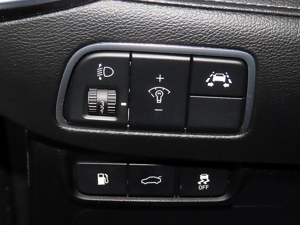 HYUNDAI Grandeur 2018 Negro - Importación desde Corea - HF Imports Iquique - Foto 14