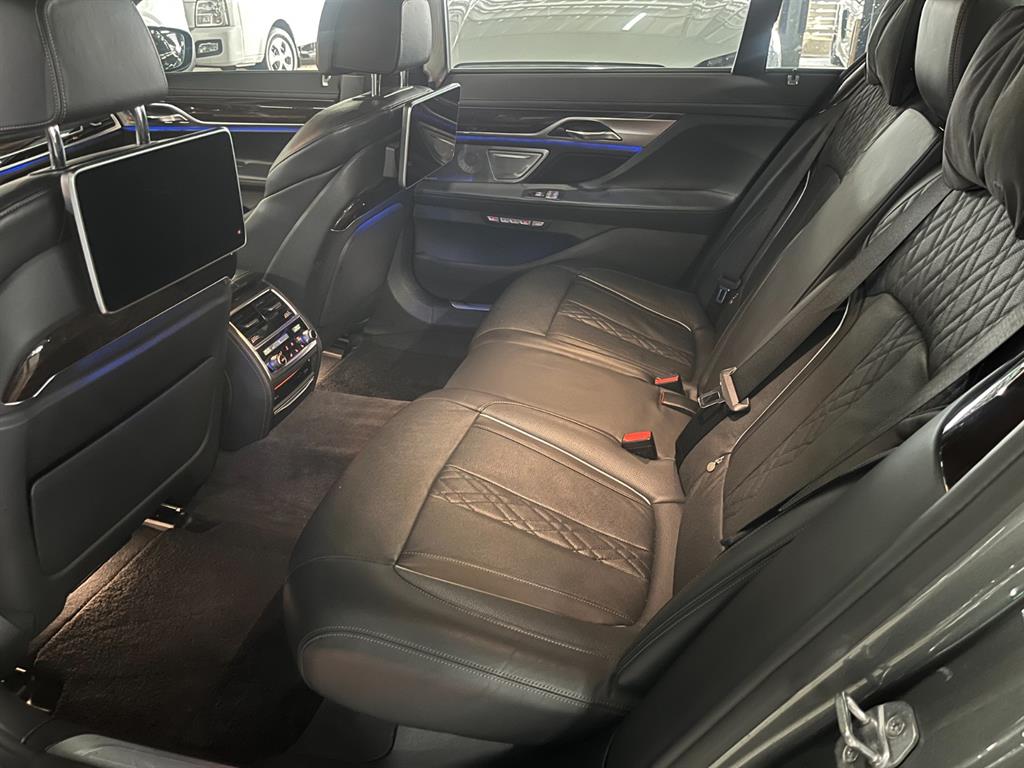 BMW 7 Series - Vista 7