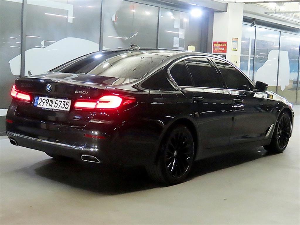 BMW 5 Series - Vista 4