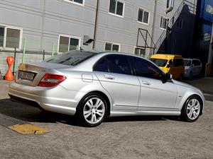 Mercedes Benz C Class - Vista 8