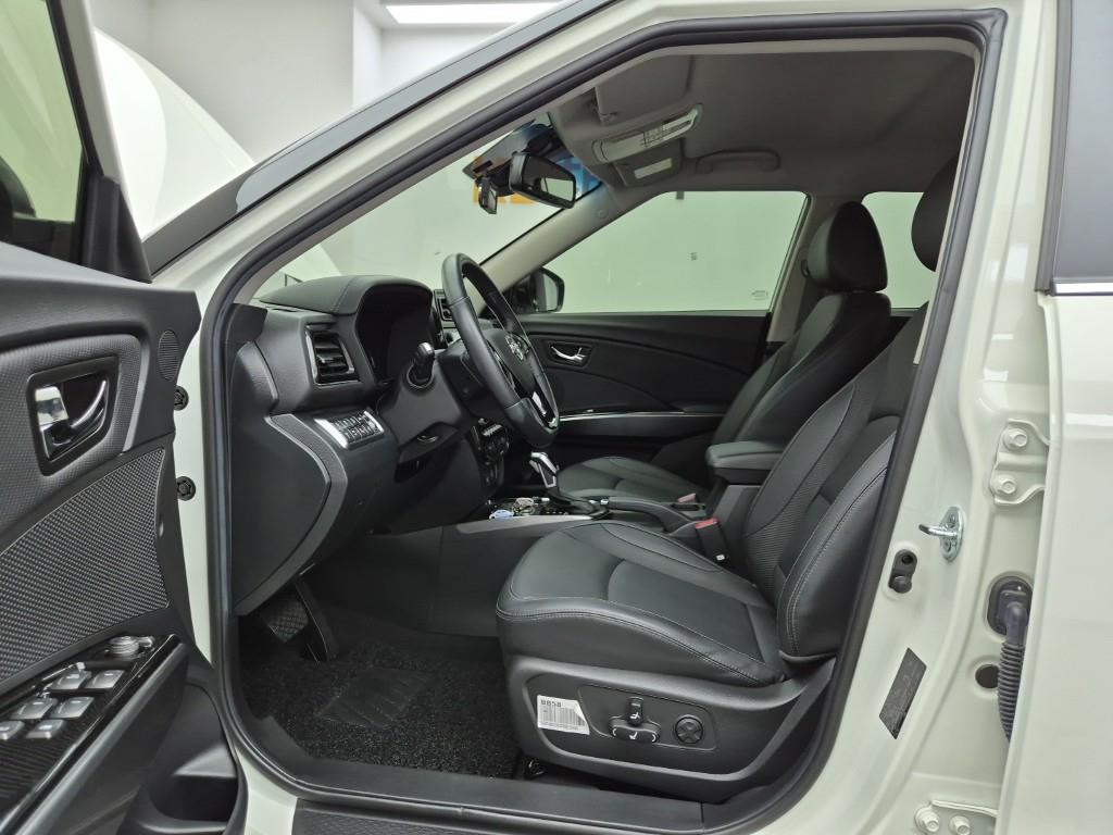 Ssangyong Tivoli - Vista 11