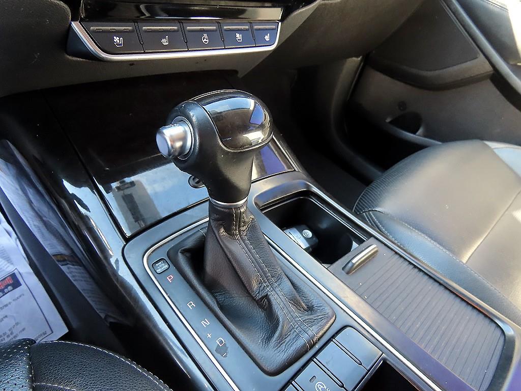 KIA Sorento - Vista 11