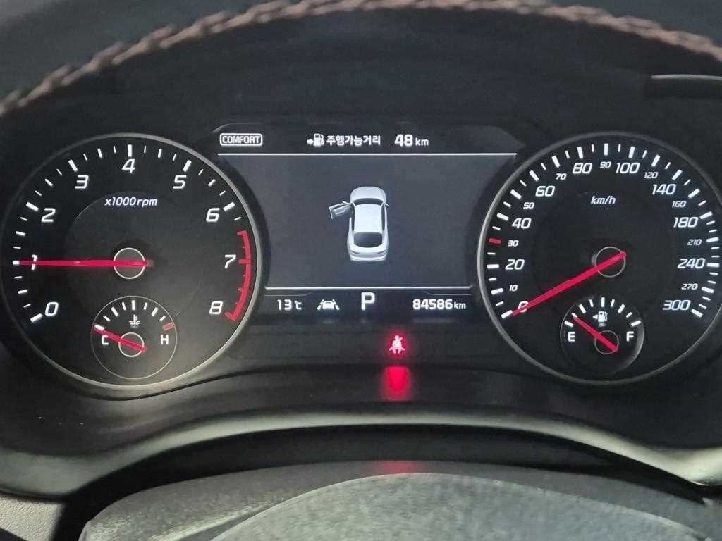 KIA Stinger - Vista 6