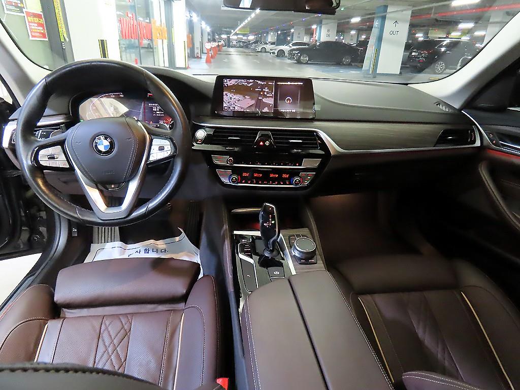BMW 5 Series - Vista 10