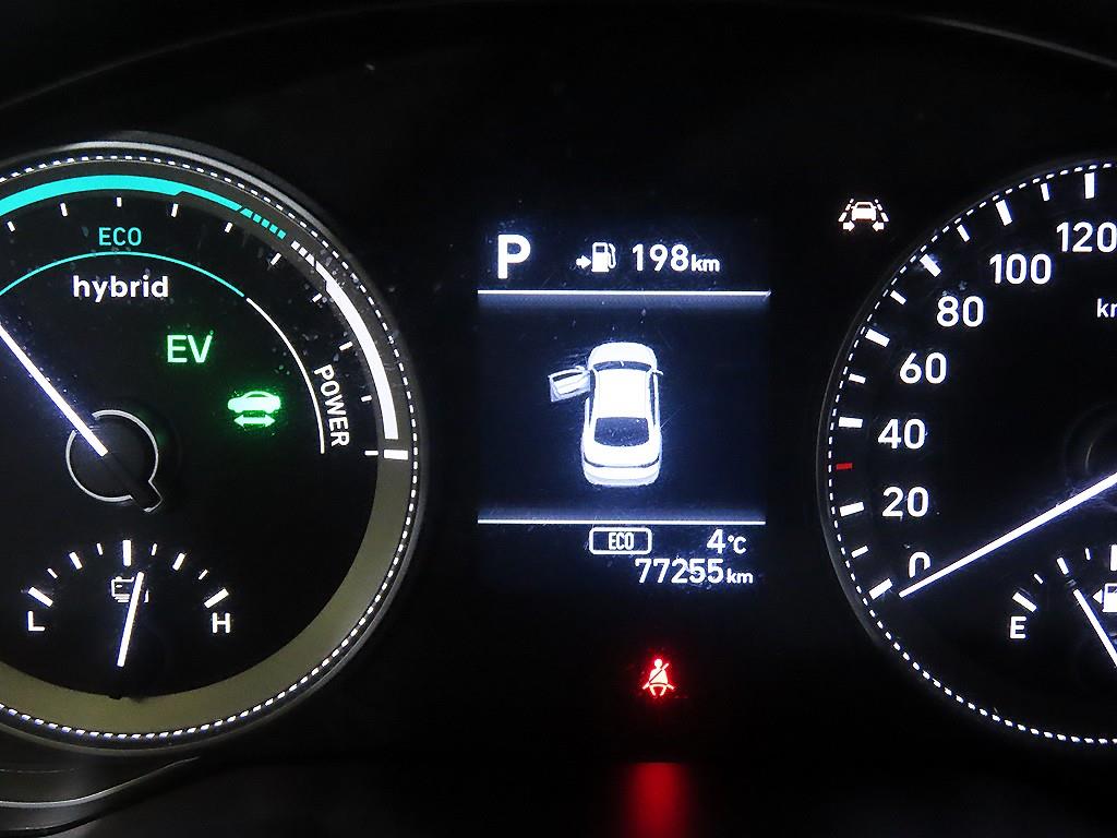 HYUNDAI Grandeur - Vista 9