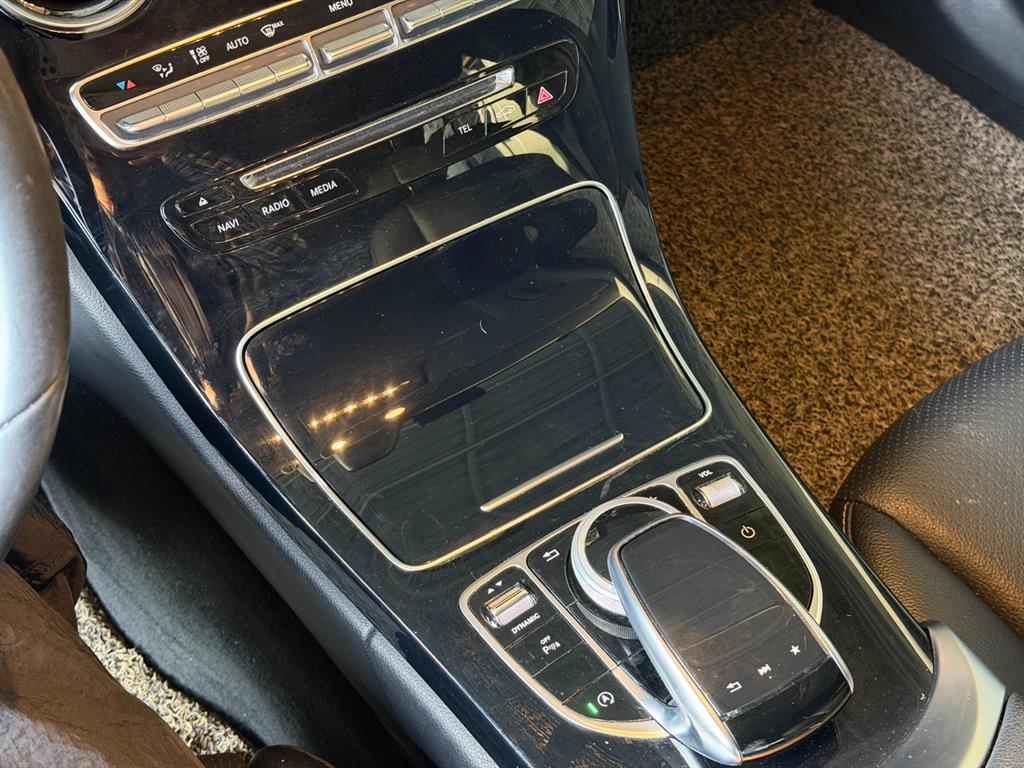 Mercedes Benz C Class 2017 Blanco - Importación desde Corea - HF Imports Iquique - Foto 13