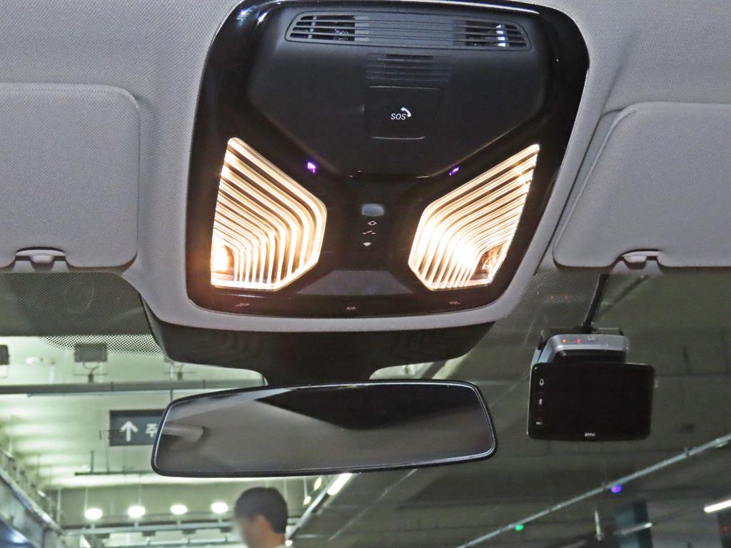 BMW 5 Series 2023 Negro - Importación desde Corea - HF Imports Iquique - Foto 15