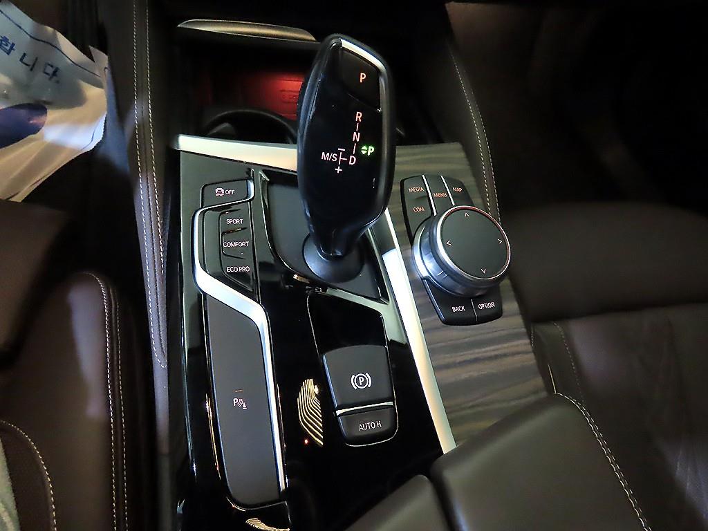 BMW 5 Series - Vista 12