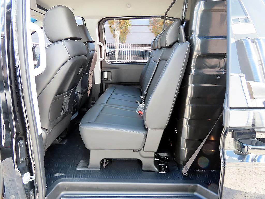 HYUNDAI Staria - Vista 5