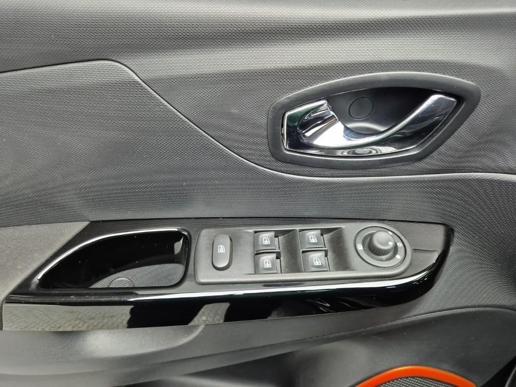 SAMSUNG QM3 2016 Negro - Importación desde Corea - HF Imports Iquique - Foto 17