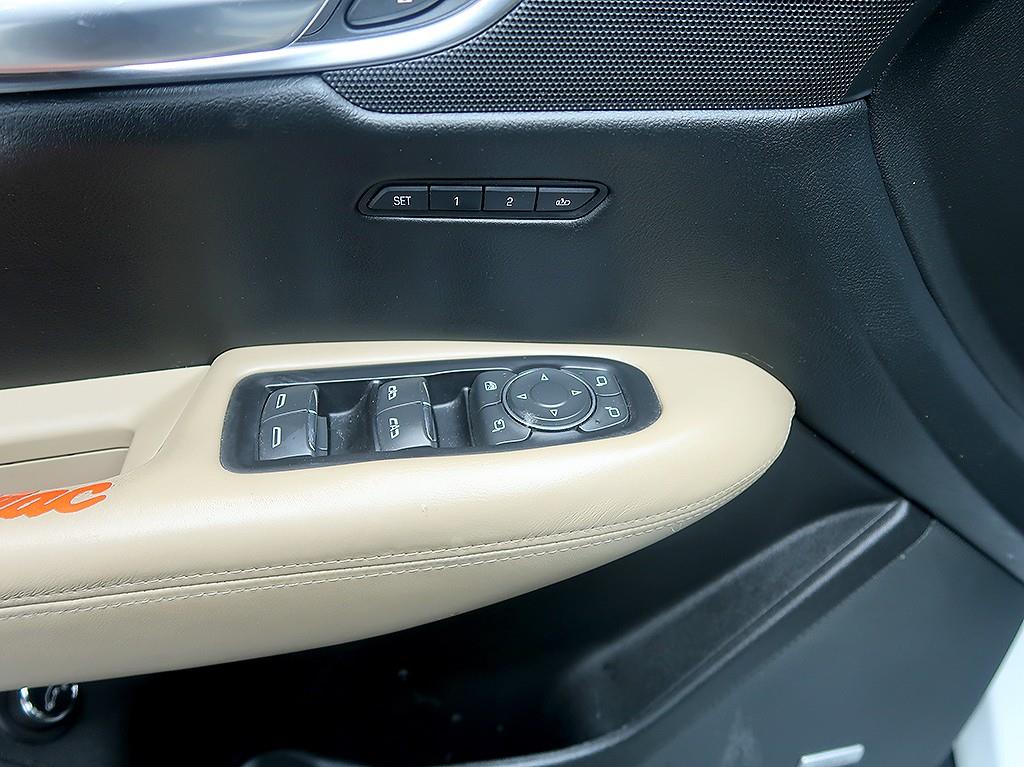 Cadillac XT5 2018 Blanco - Importación desde Corea - HF Imports Iquique - Foto 13