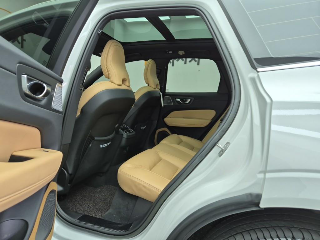 Volvo XC60 - Vista 12