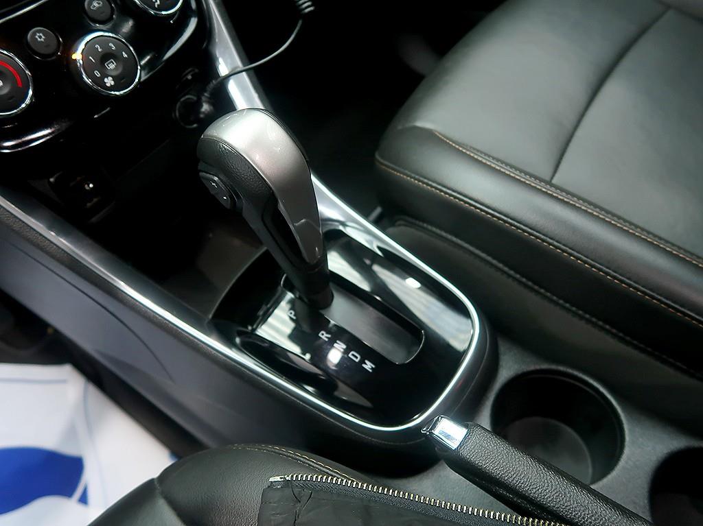 Chevrolet Trax 2020 Negro - Importación desde Corea - HF Imports Iquique - Foto 10