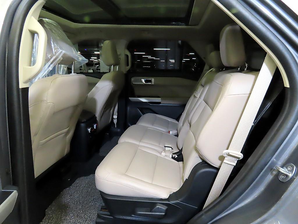 Ford Explorer - Vista 7
