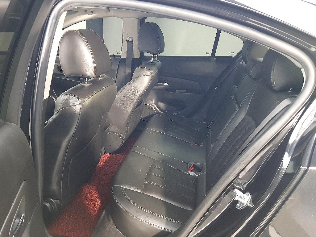 Chevrolet Cruise - Vista 9