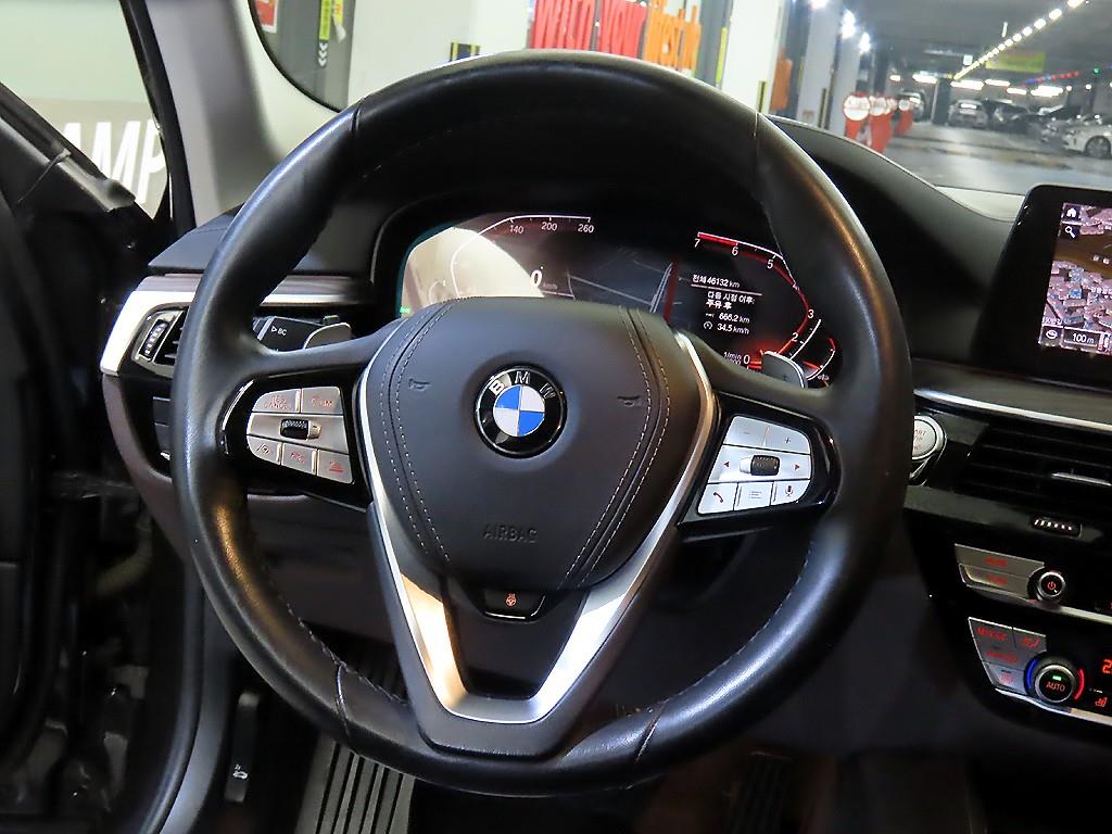 BMW 5 Series - Vista 8